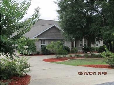 1302 Grandview Dr, Crestview, FL 32539 - photo 2