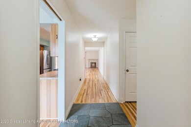 09-1024-Grenoble-Cir-Lansing-MI-48917-Wi