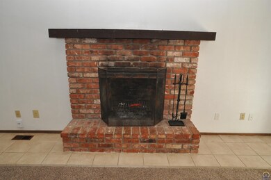 3418 -3420 SW Burnett Rd, Topeka, KS 66614 - photo 3