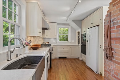 69 South St, Freeport, ME 04032 - photo 5