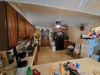 1372 Meadow Ln, Portland, IN 47371 - photo 4