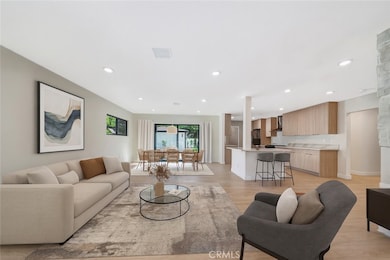 19434 Calvert St, Tarzana, CA 91335 - photo 4