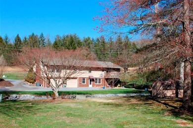 102 Tanager Ln, Hendersonville, NC 28792 - photo 3