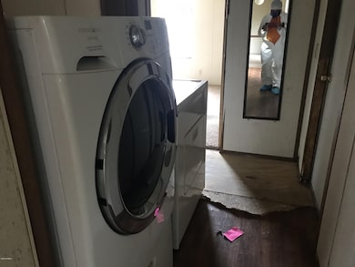 111 Pinewood Dr, Atlantic Beach, NC 28512 - photo 5