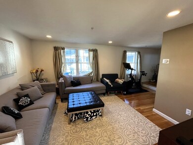 985 Trapelo Rd unit 1, Waltham, MA 02452 - photo 2