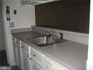 1815 Woodhollow Dr unit 1815, Marlton, NJ 08053 - photo 7