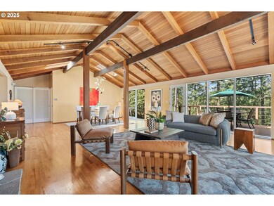 1933 Indian Trail, Lake Oswego, OR 97034 - photo 7