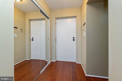 6903 Jones View Dr unit 3D, Baltimore, MD 21209 - photo 5