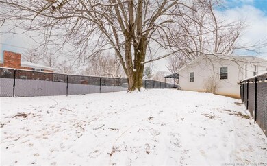 2828 Andrea Dr, Floyds Knobs, IN 47119 - photo 6