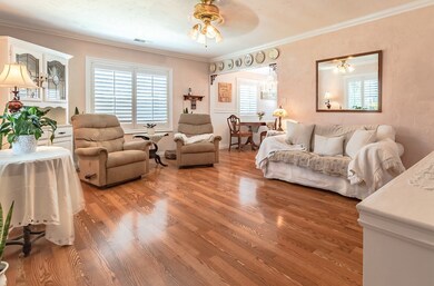 6154 Pennswood Ave, Lakewood, CA 90712 - photo 6