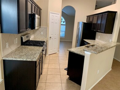 6815 Hampden Point Ct, Houston, TX 77040 - photo 6