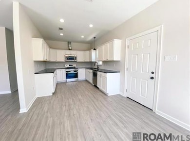 1636 Cottondale Dr, Baton Rouge, LA 70815 - photo 3