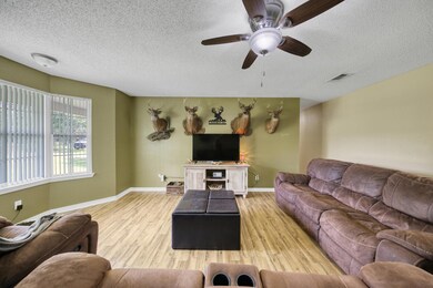 3921 Brian Way Crestview FL-large-007-03