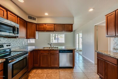 5916 S Mckemy St unit 3, Tempe, AZ 85283 - photo 2