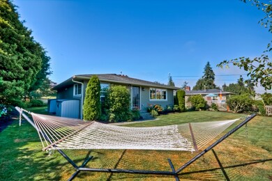 1044 Sprague St, Edmonds, WA 98020 - photo 4