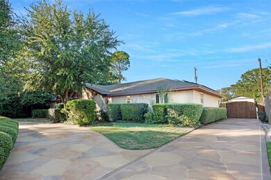 316 Brookview Dr, Hurst, TX 76054 - photo 5