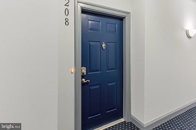 8615 Wandering Fox Trail unit 208, Odenton, MD 21113 - photo 3