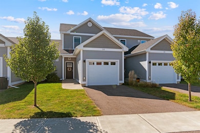 18 Clover Ln, Hinesburg, VT 05461 - photo 4