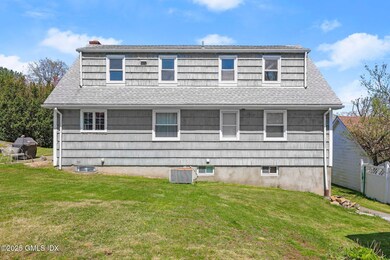 36-web-or-mls-8-reynolds-pl-unit-b