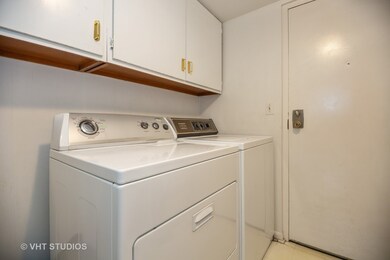 702 Waukegan Rd unit A203, Glenview, IL 60025 - photo 4