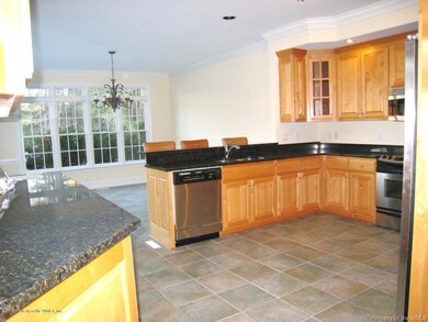breakfast room  sunroom