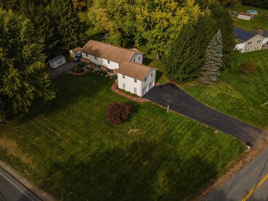 72B Dracut Rd unit B, Hudson, NH 03051 - photo 5