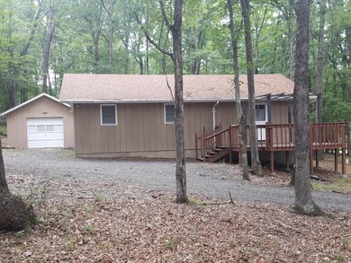 239 Fawn Lake Dr, Hawley, PA 18428 - photo 3