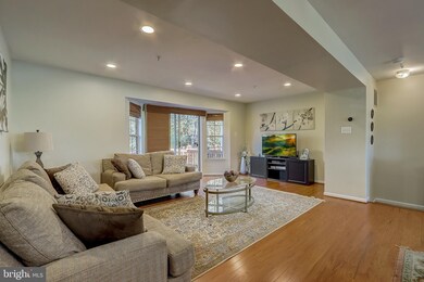 6203 Yellow Dawn Ct, Columbia, MD 21045 - photo 4