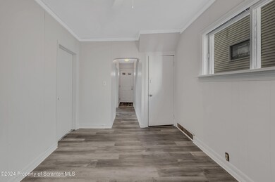 628 Prescott Ave, Scranton, PA 18510 - photo 7