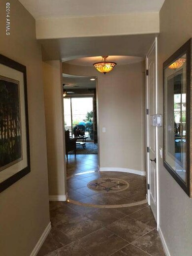 63 Foyer