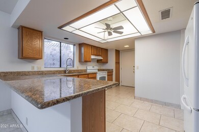 73 S Maple Ct, Chandler, AZ 85226 - photo 4