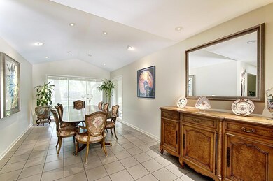 11538 S Lou al Dr, Houston, TX 77024 - photo 4