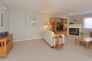 405 Captain Eames Cir, Ashland, MA 01721 - photo 4