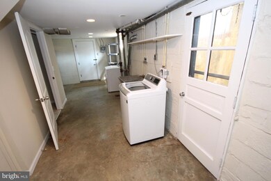 6210 36th St N, Arlington, VA 22213 - photo 7