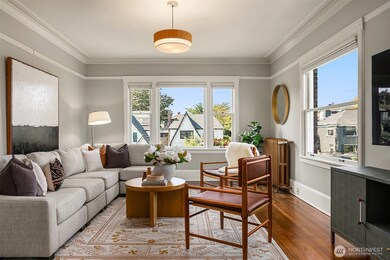 1902 Bigelow Ave N unit 404, Seattle, WA 98109 - photo 3