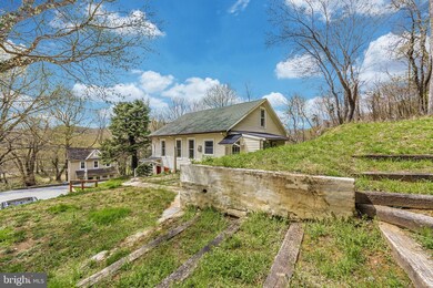 264 Knoxville Rd, Knoxville, MD 21758 - photo 3