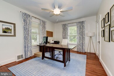 213 Longview Dr, Alexandria, VA 22314 - photo 7