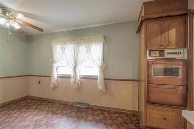 12315 W 52nd St, Shawnee, KS 66216 - photo 5