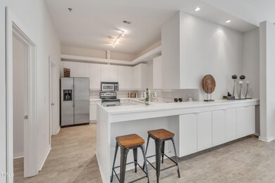 08-319 Fayetteville St 509-3