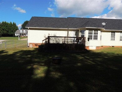 125 Orchard Spring Dr, Inman, SC 29349 - photo 4