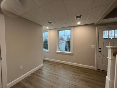 15 Juniper Ln, Portsmouth, NH 03801 - photo 2