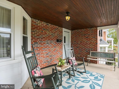 115 Mayer St, Reading, PA 19606 - photo 3