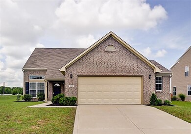 898 Grandiflora Dr, Greenwood, IN 46143 - photo 3