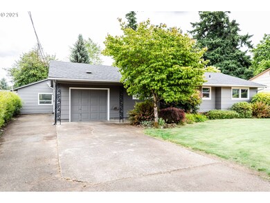 2936 Willakenzie Rd, Eugene, OR 97401 - photo 2