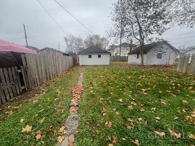 805 Mary Etta St, Middletown, OH 45042 - photo 3