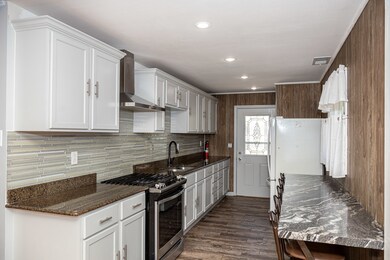 68 Birch St unit 4, Carpentersville, IL 60110 - photo 5