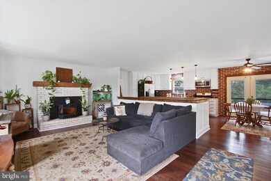 4547 Bridgeview Rd, Stewartstown, PA 17363 - photo 5