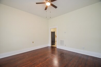 1707 Sabine St, Houston, TX 77007 - photo 4