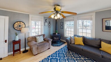 239 King St, Boscawen, NH 03303 - photo 5