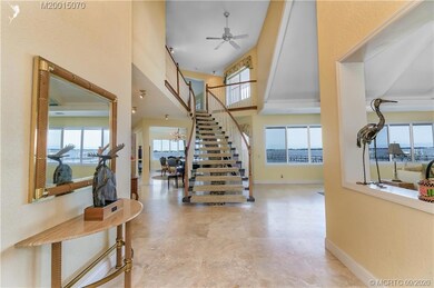 Foyer entryway